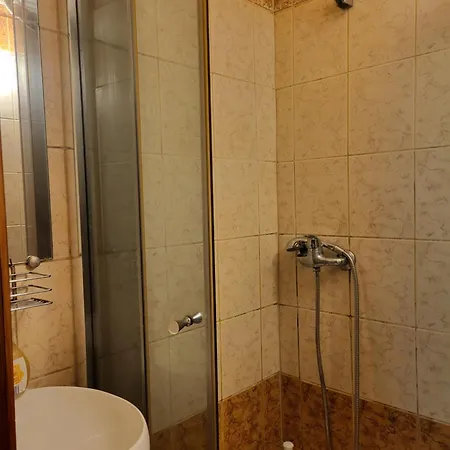 Apartment куліша 47 *